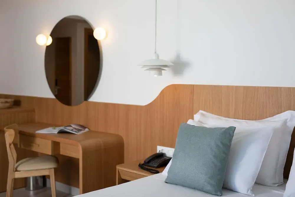 HOTEL: Arina Beach Resort