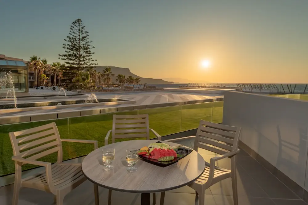 HOTEL: Arina Beach Resort
