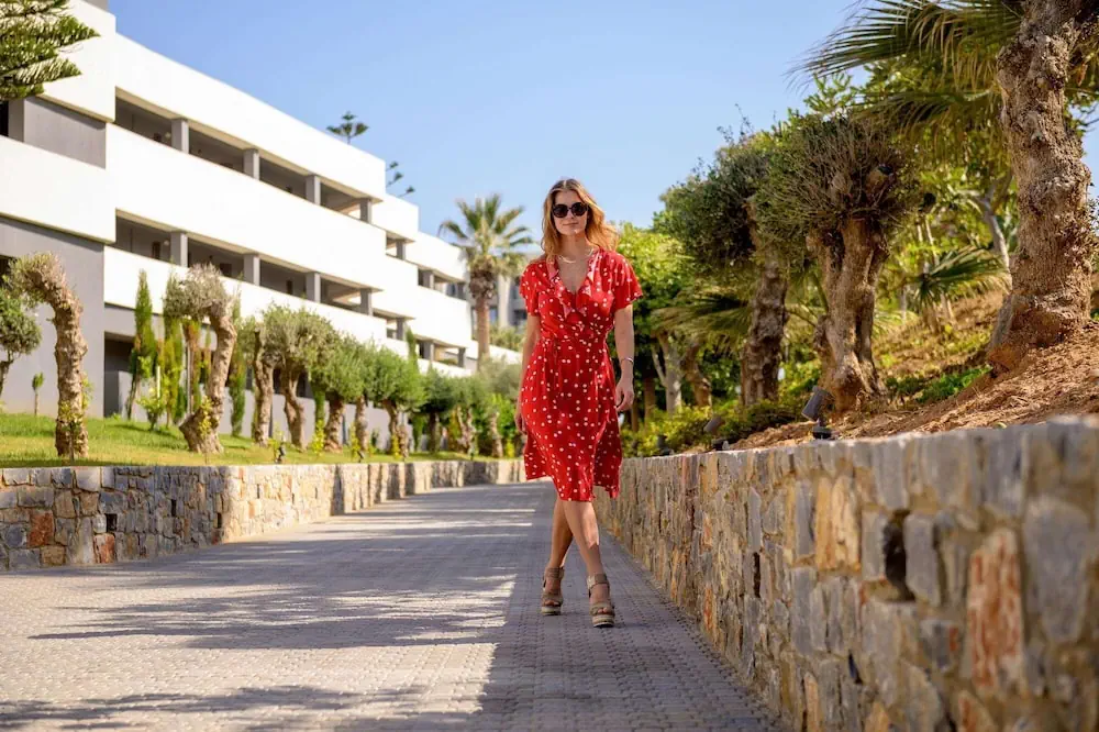 HOTEL: Arina Beach Resort