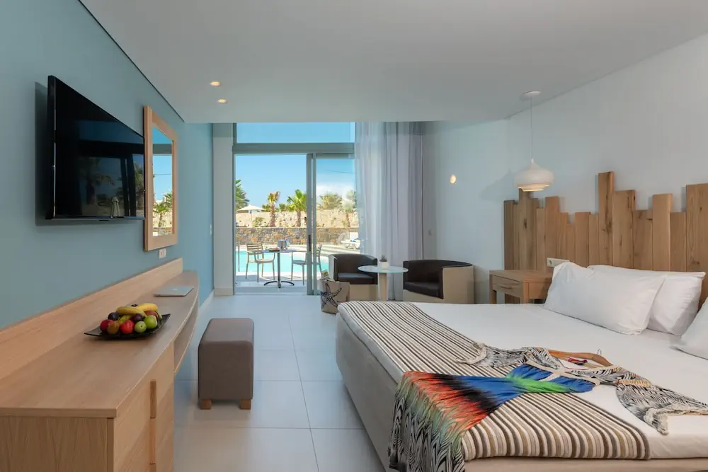HOTEL: Arina Beach Resort