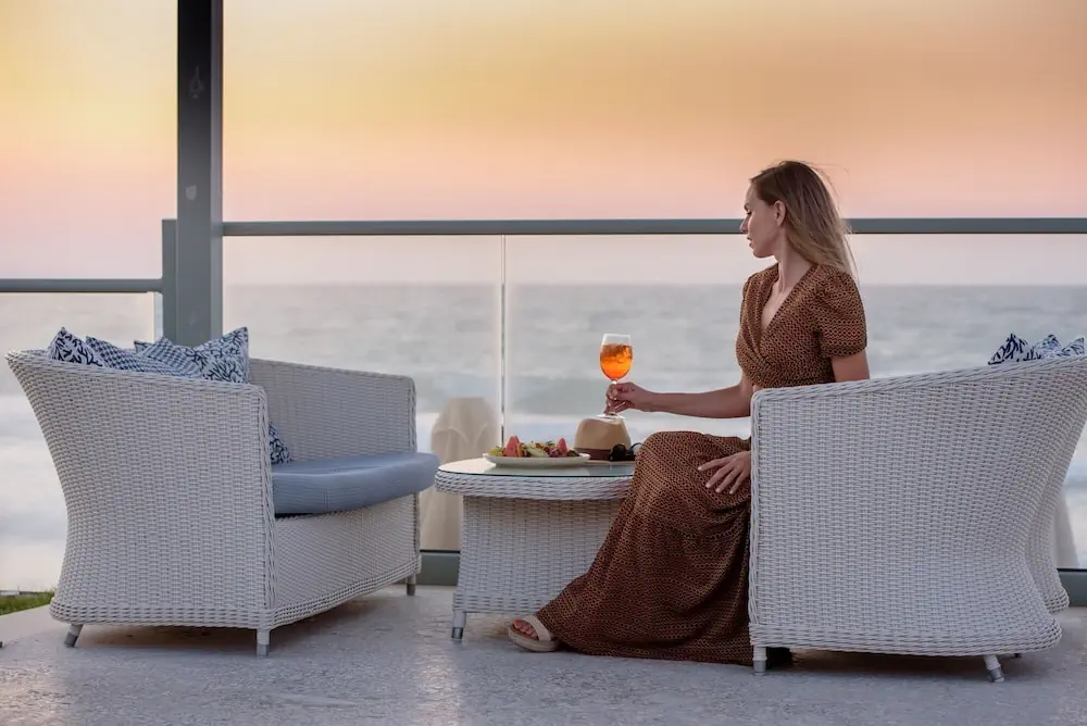 HOTEL: Arina Beach Resort