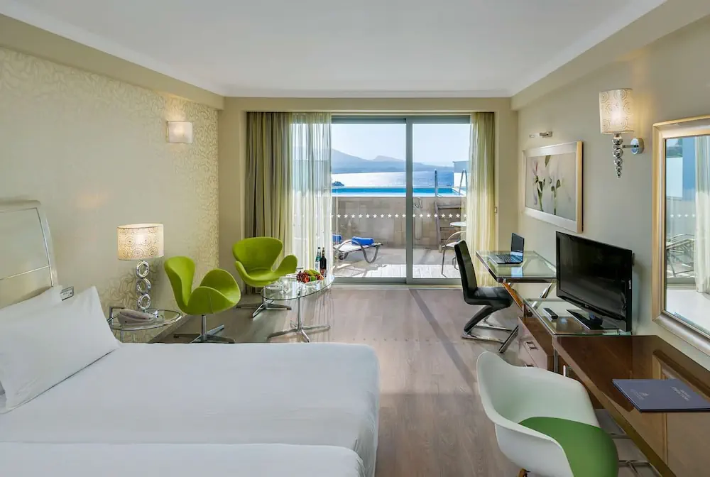 HOTEL: Atrium Platinum Luxury Resort Hotel and Spa