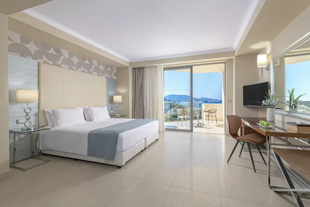 HOTEL: Atrium Platinum Luxury Resort Hotel and Spa