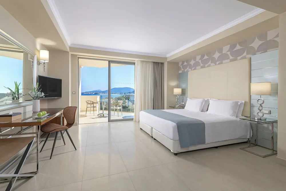 HOTEL: Atrium Platinum Luxury Resort Hotel and Spa