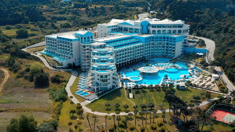 HOTEL: Atrium Platinum Luxury Resort Hotel and Spa