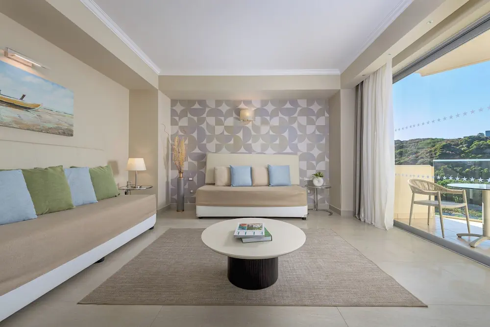 HOTEL: Atrium Platinum Luxury Resort Hotel and Spa