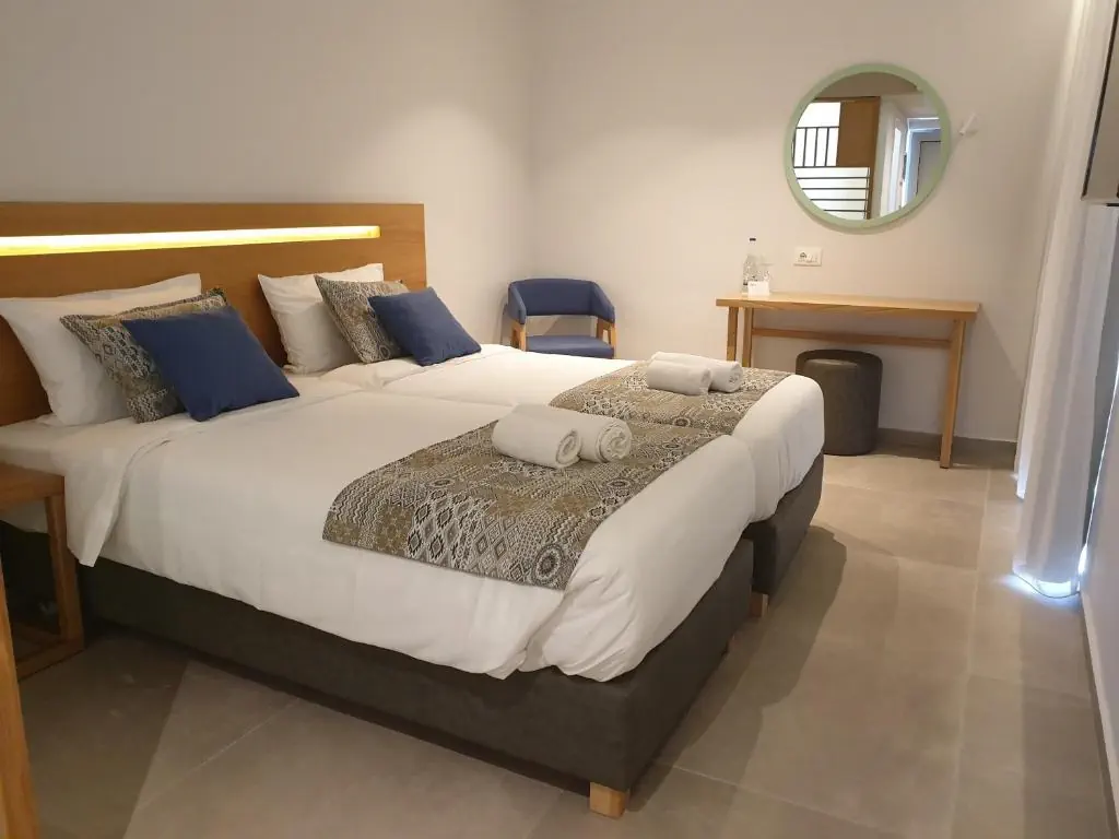 HOTEL: Adele Beach Hotel