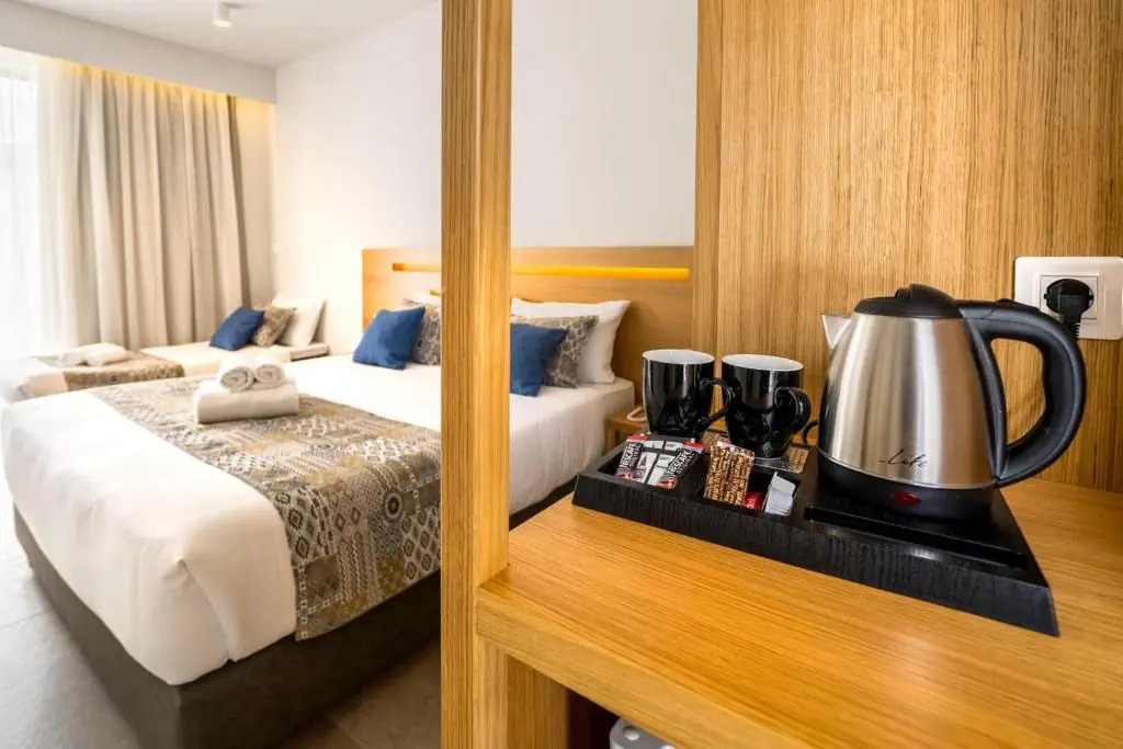 HOTEL: Adele Beach Hotel