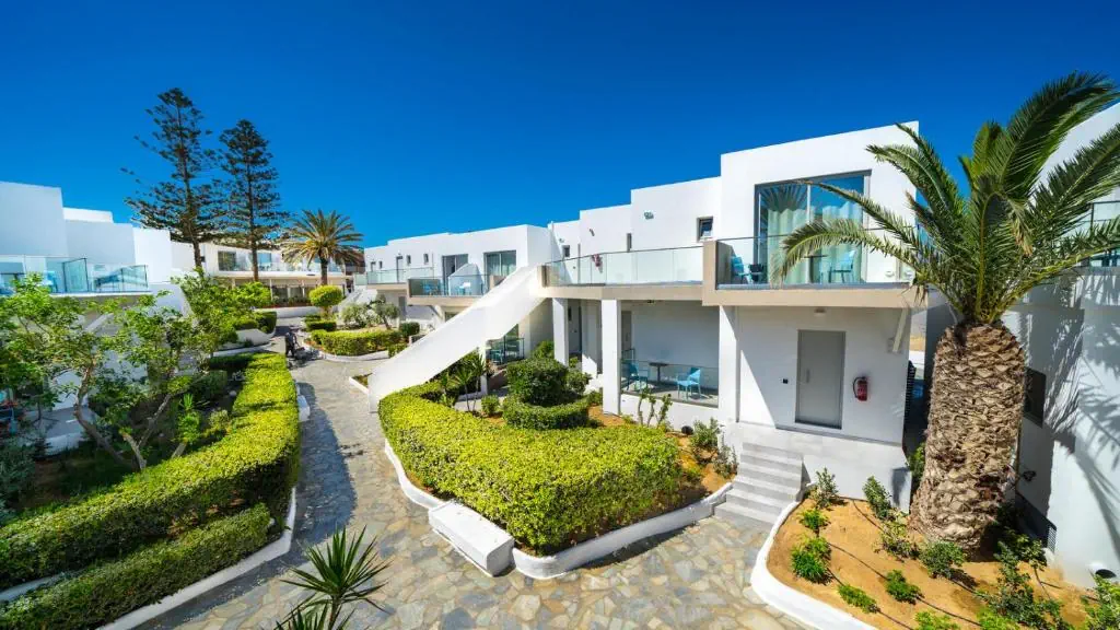 HOTEL: Adele Beach Hotel