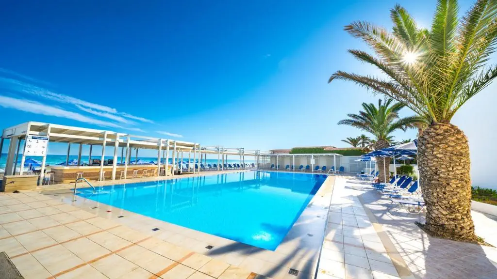 HOTEL: Adele Beach Hotel