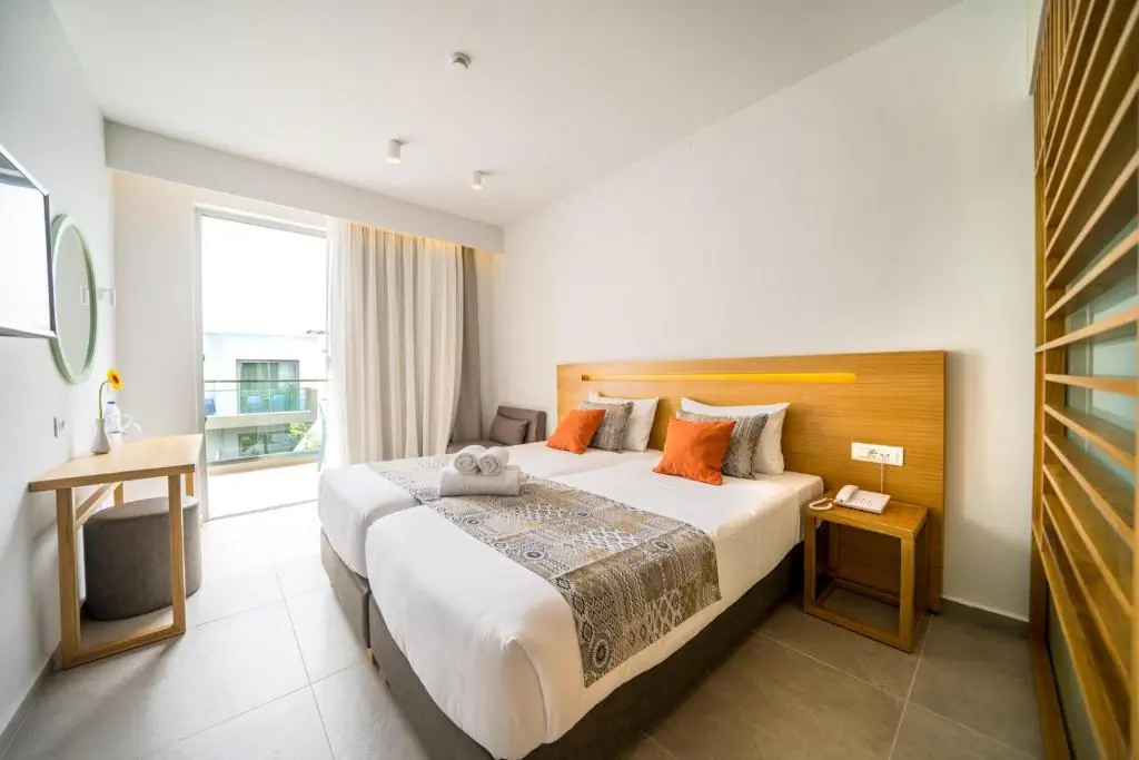 HOTEL: Adele Beach Hotel