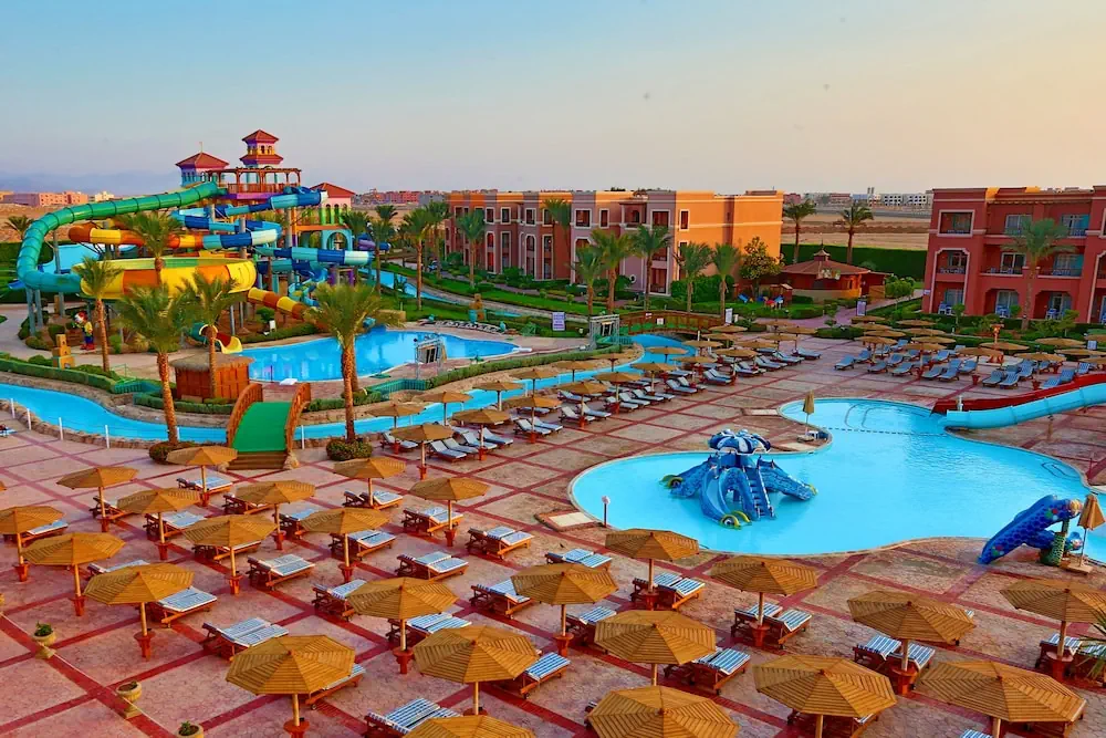 Charmillion Club Aqua Park