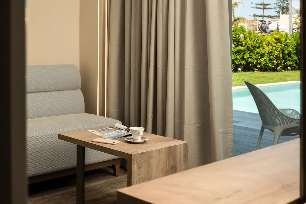 HOTEL: Atlantica Amalthia Beach Hotel – Adults only