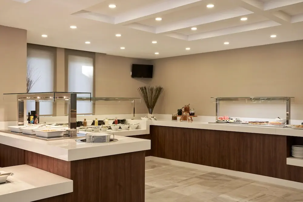 HOTEL: Atlantica Amalthia Beach Hotel – Adults only