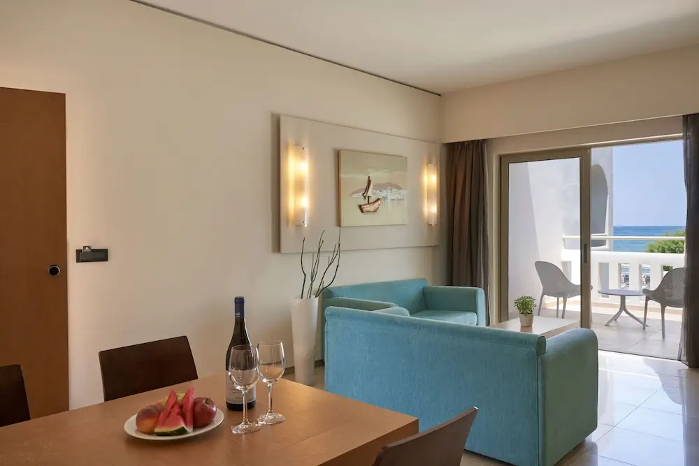 HOTEL: Atlantica Amalthia Beach Hotel – Adults only