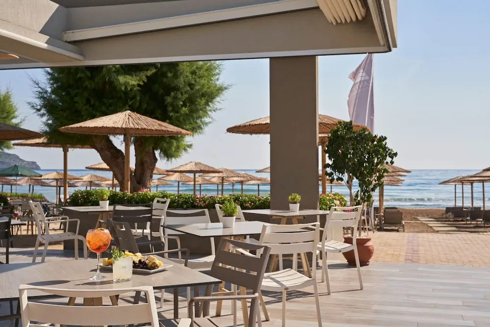 HOTEL: Atlantica Amalthia Beach Hotel – Adults only