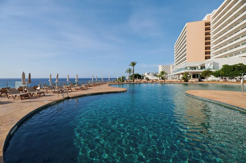 HOTEL: Alua Calas de Mallorca Resort
