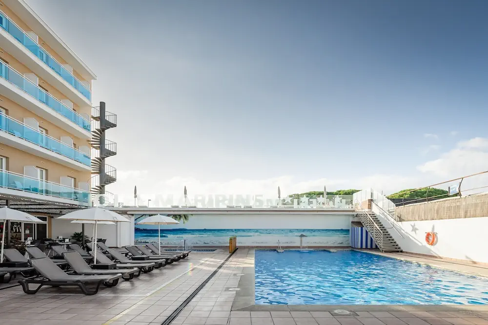 HOTEL: ALEGRIA Maripins
