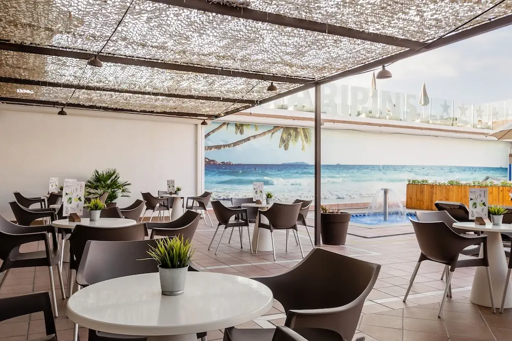 HOTEL: ALEGRIA Maripins