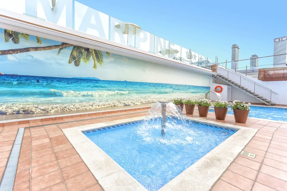 HOTEL: ALEGRIA Maripins