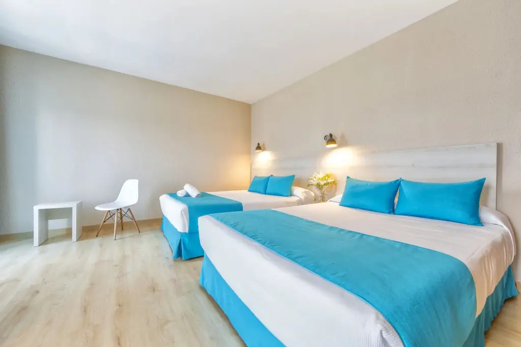 HOTEL: ALEGRIA Maripins