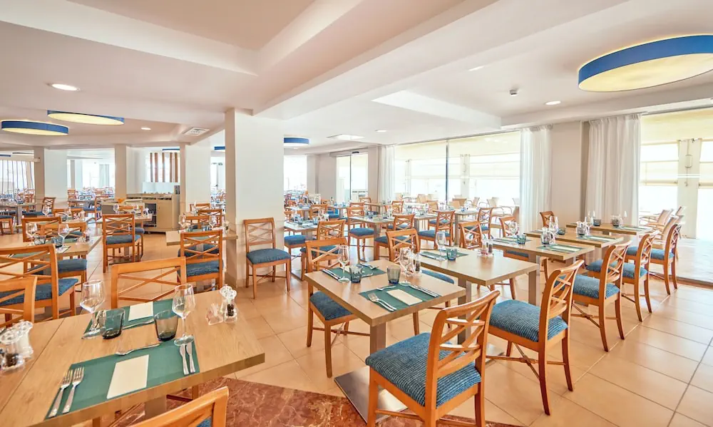 HOTEL: Universal Hotel Marqués