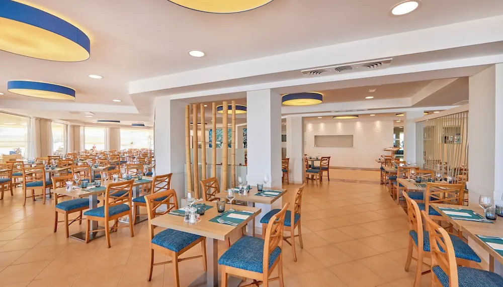 HOTEL: Universal Hotel Marqués