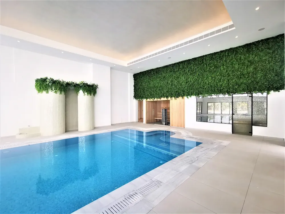 HOTEL: At Herbal Boutique Hotel and Spa