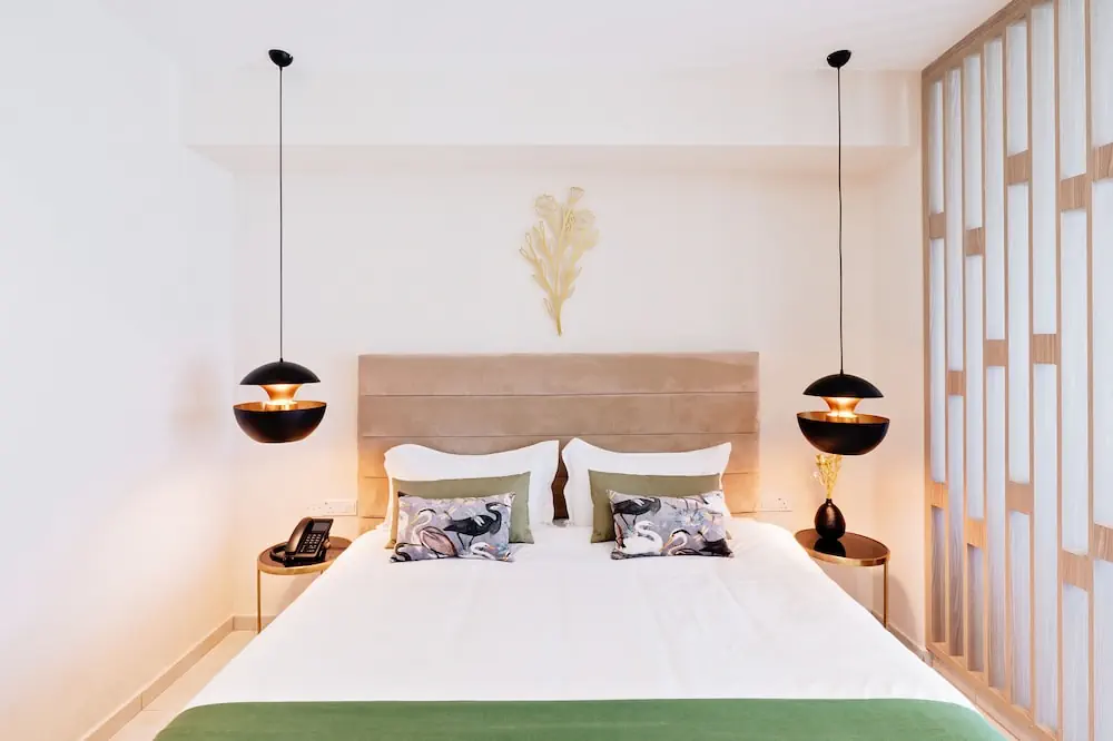 HOTEL: At Herbal Boutique Hotel and Spa
