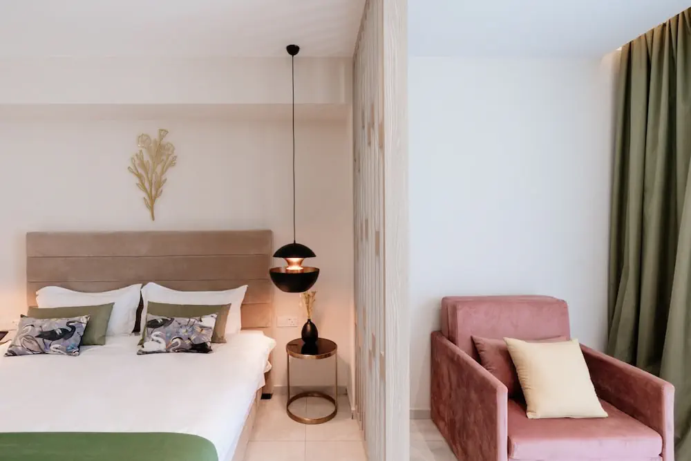 HOTEL: At Herbal Boutique Hotel and Spa