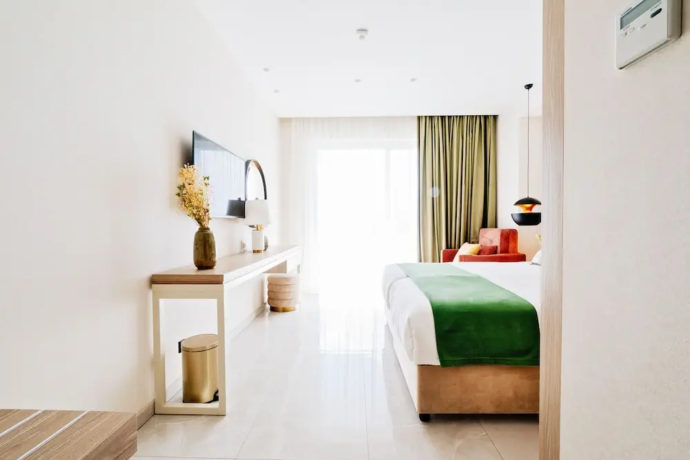 HOTEL: At Herbal Boutique Hotel and Spa