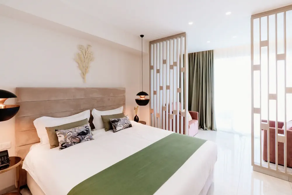 HOTEL: At Herbal Boutique Hotel and Spa