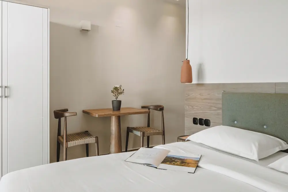 HOTEL: Irida Mindful Living