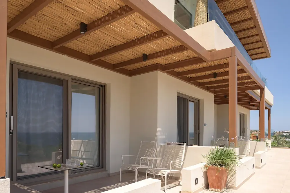 HOTEL: Irida Mindful Living