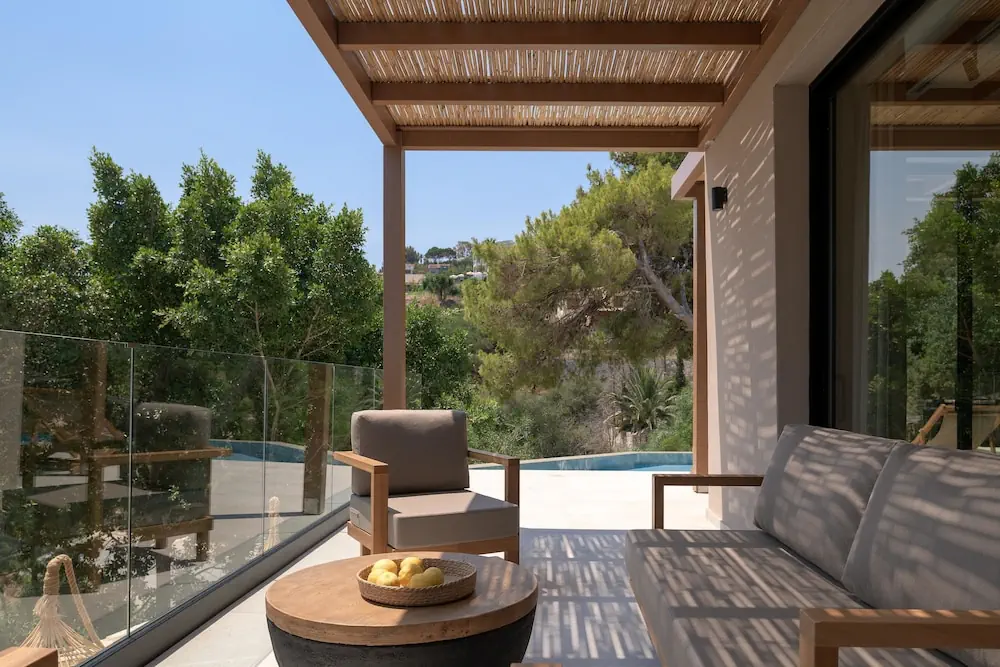 HOTEL: Irida Mindful Living