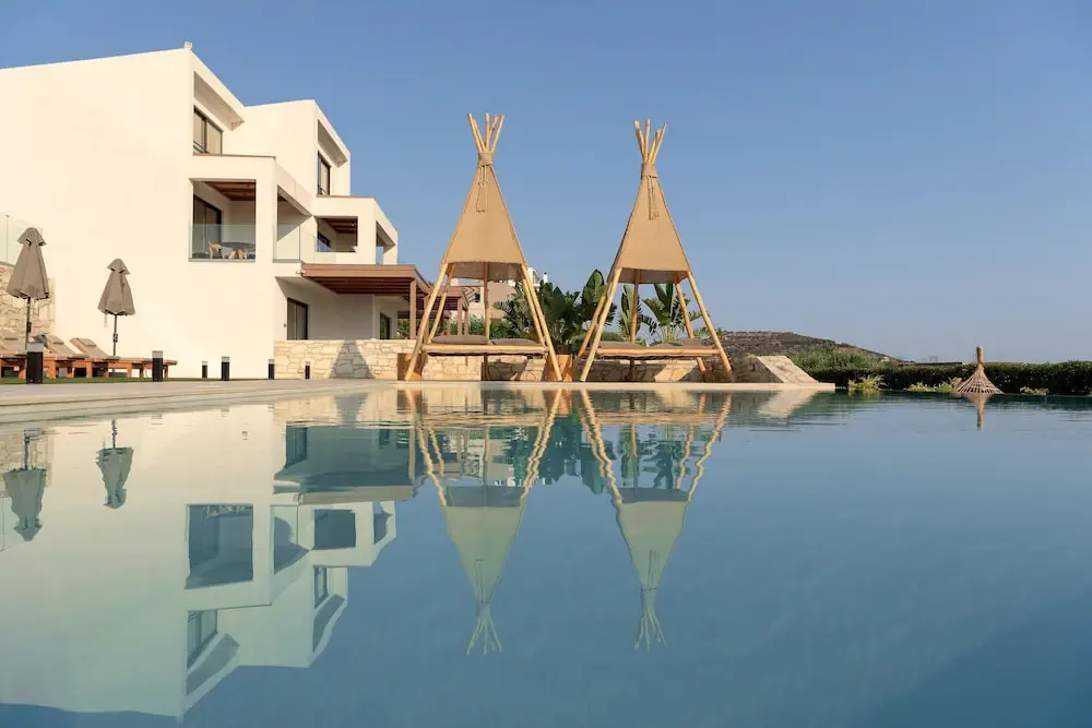 HOTEL: Irida Mindful Living