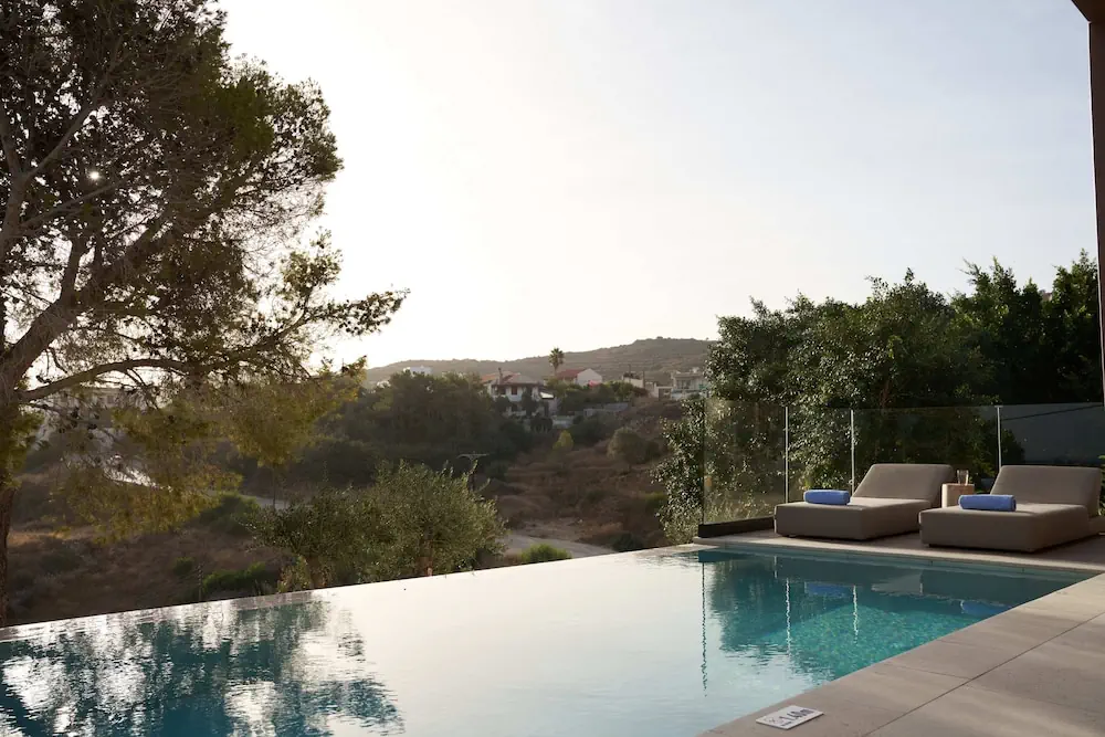 HOTEL: Irida Mindful Living