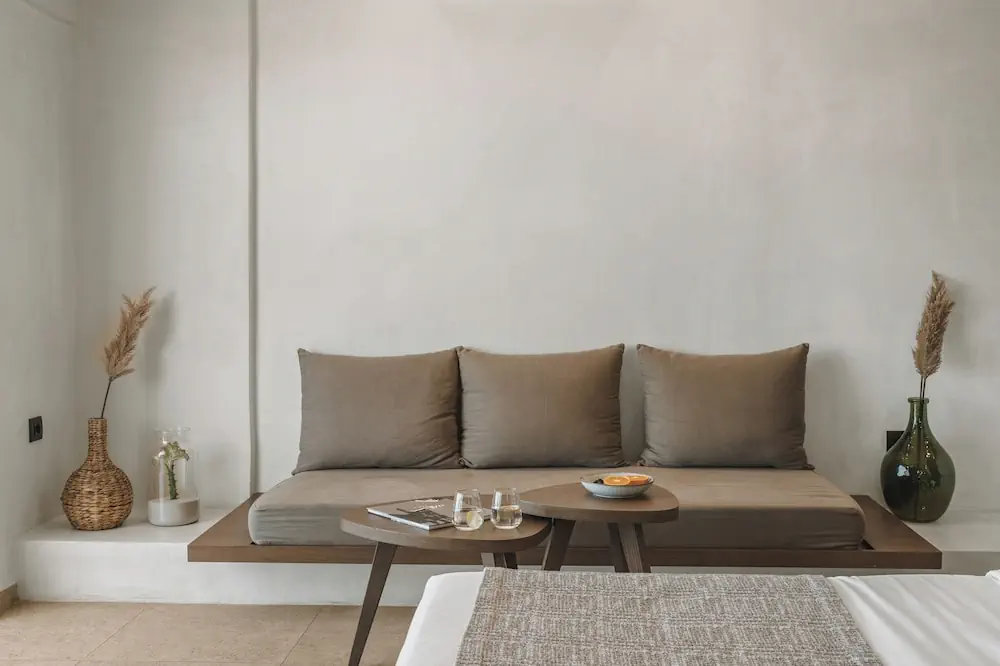 HOTEL: Irida Mindful Living
