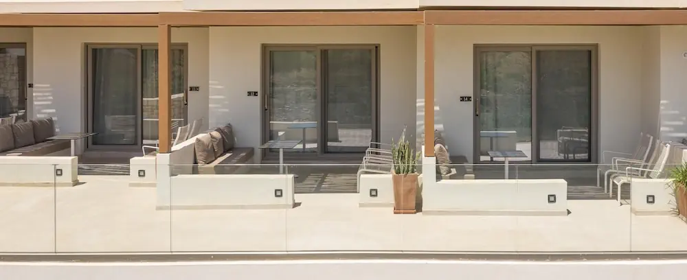 HOTEL: Irida Mindful Living