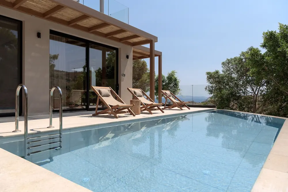HOTEL: Irida Mindful Living