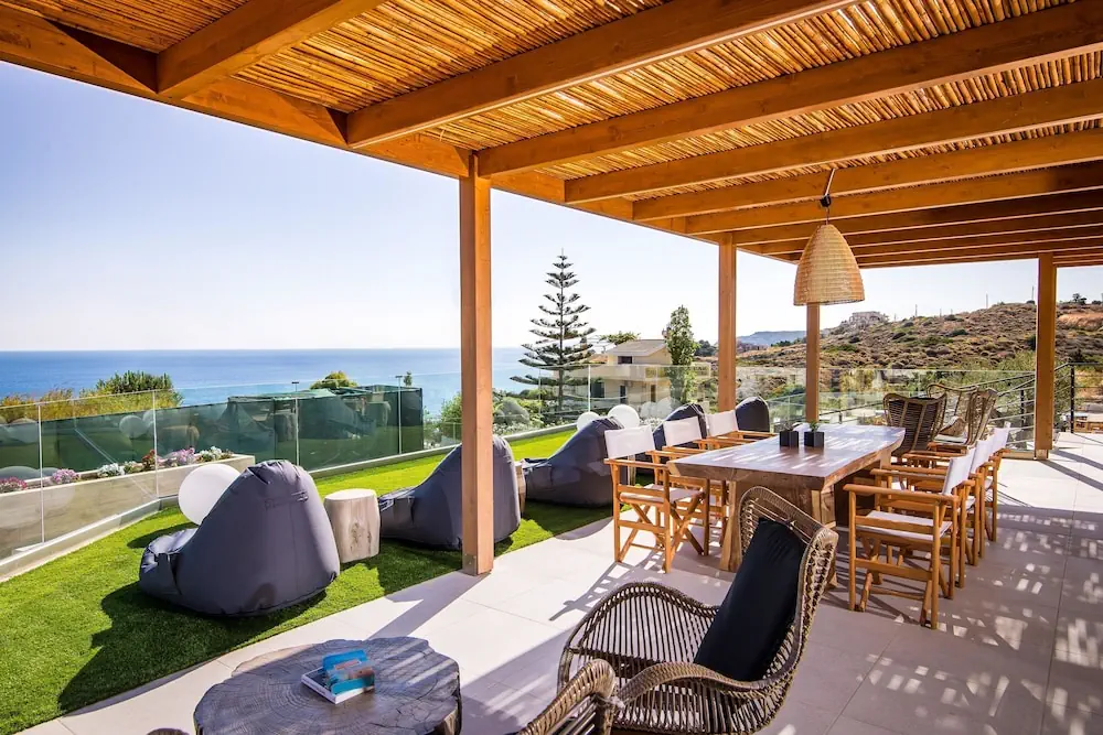 HOTEL: Irida Mindful Living