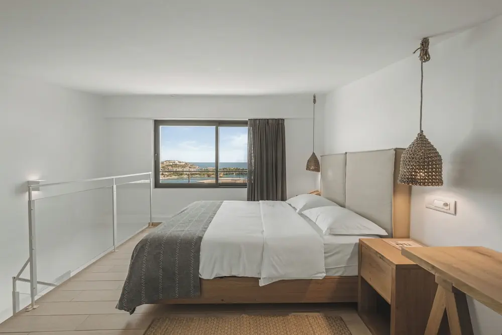 HOTEL: Irida Mindful Living