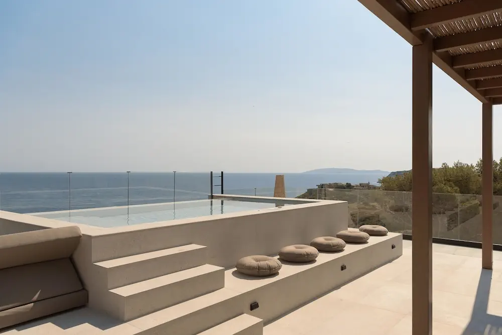 HOTEL: Irida Mindful Living