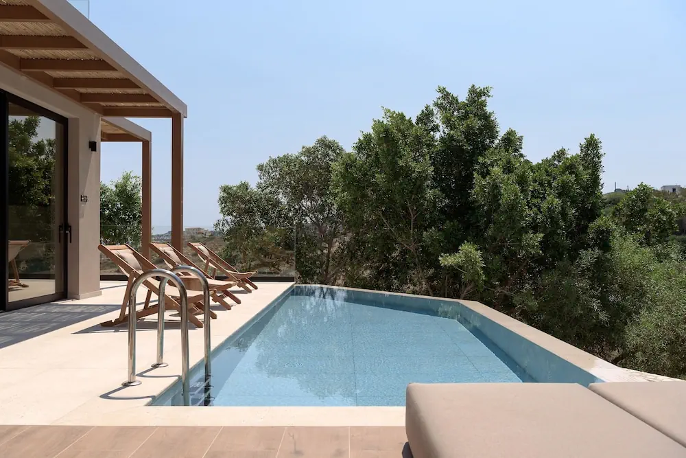 HOTEL: Irida Mindful Living