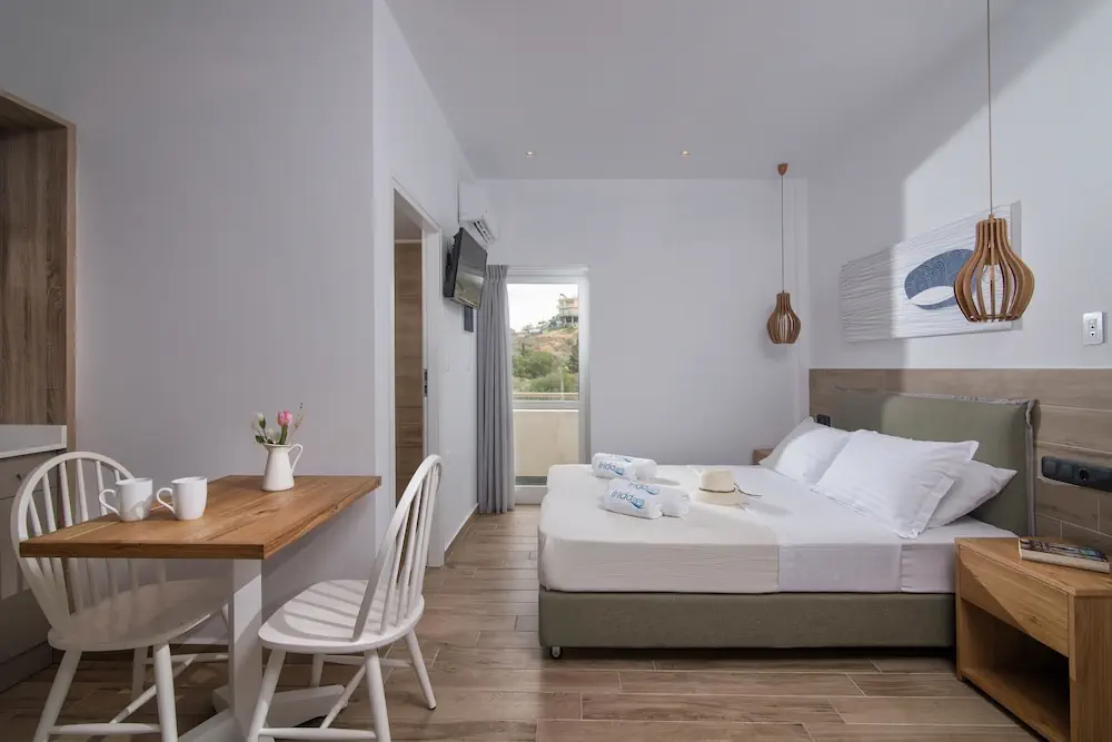 HOTEL: Irida Mindful Living