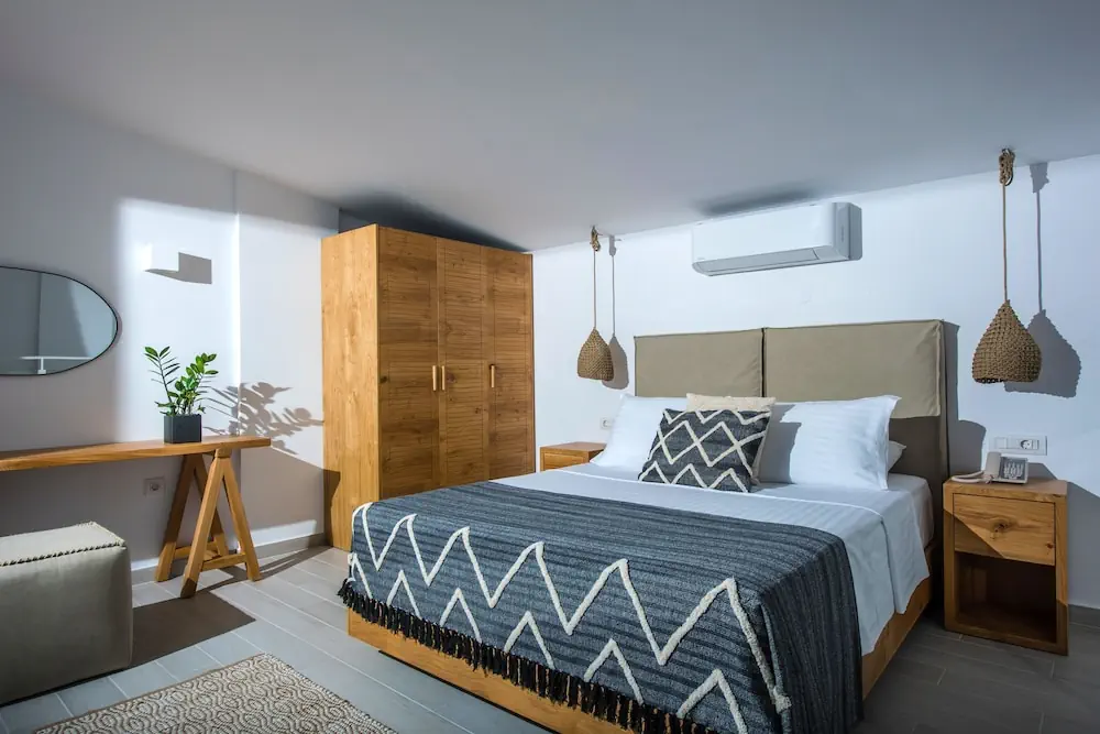 HOTEL: Irida Mindful Living