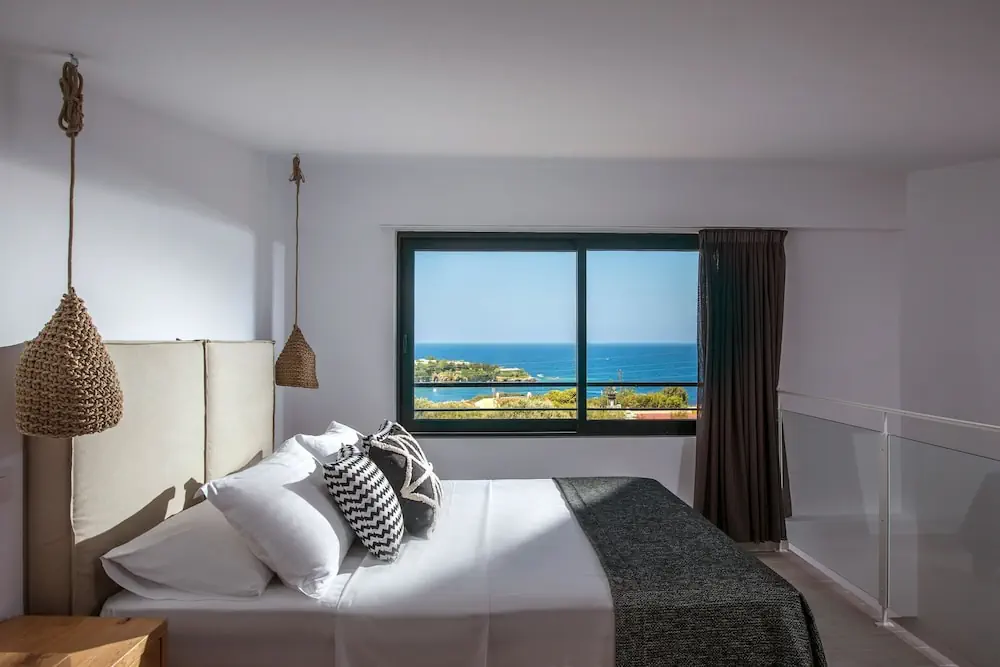 HOTEL: Irida Mindful Living