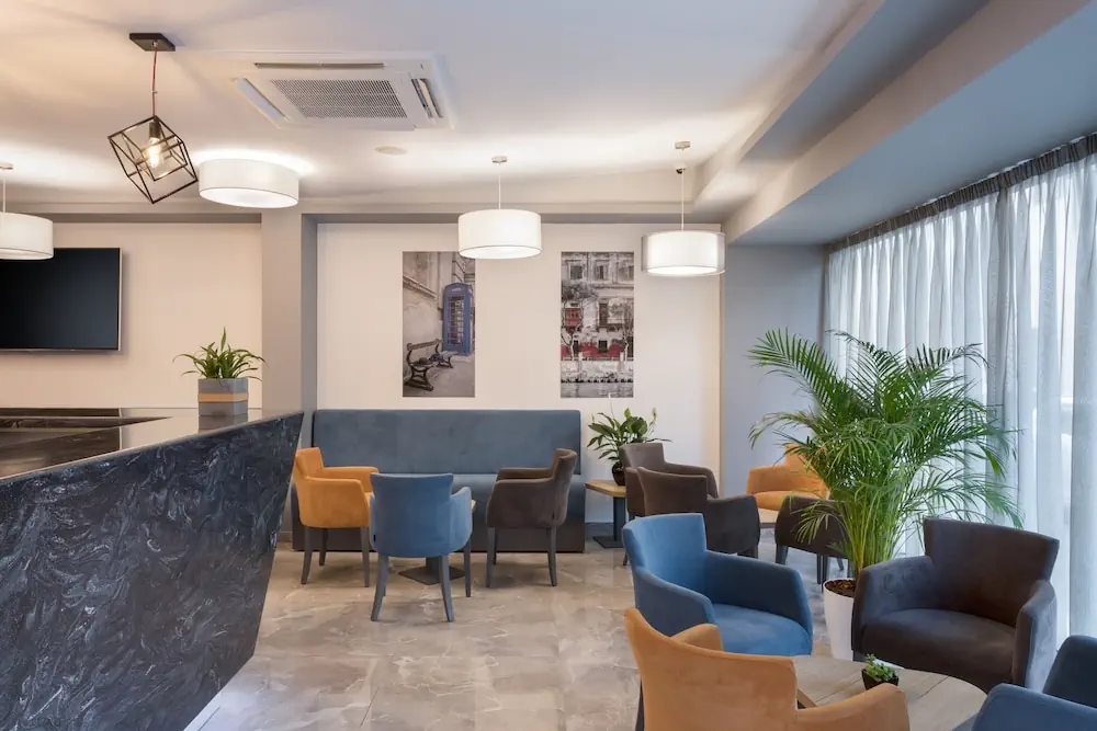 HOTEL: Azur Hotel by ST Hotels