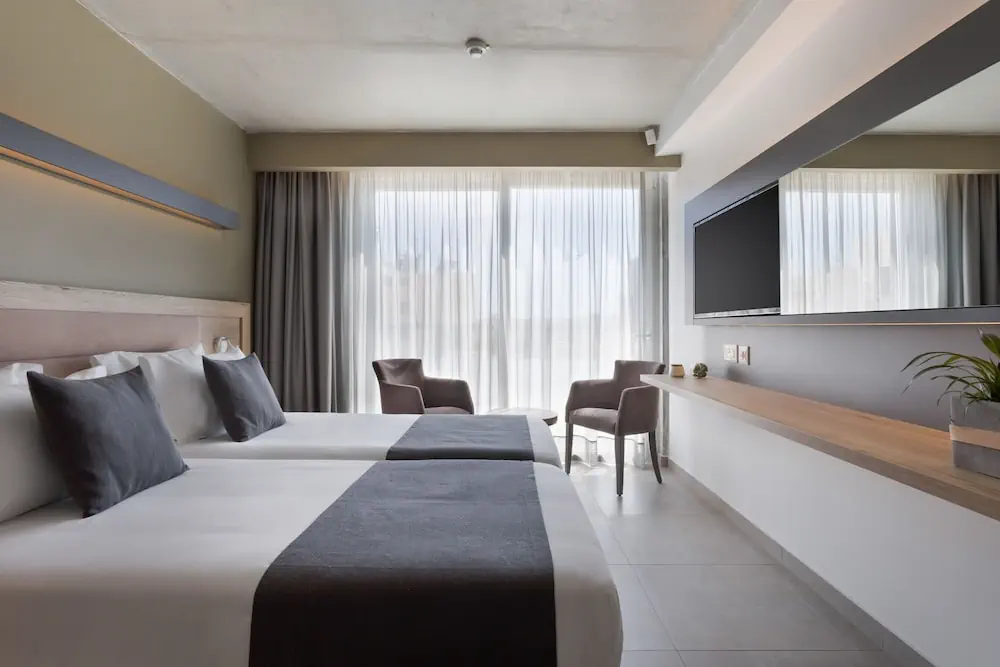 HOTEL: Azur Hotel by ST Hotels