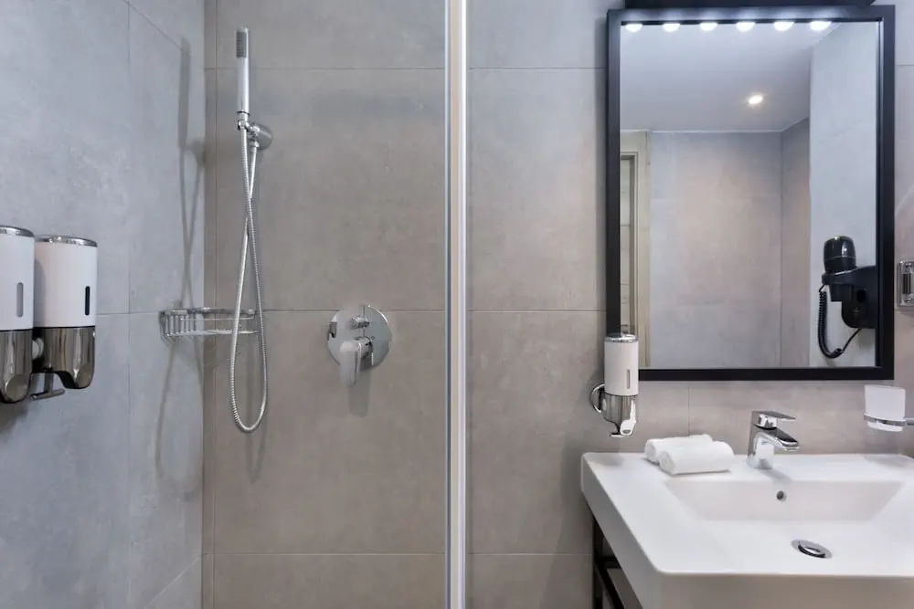 HOTEL: Azur Hotel by ST Hotels